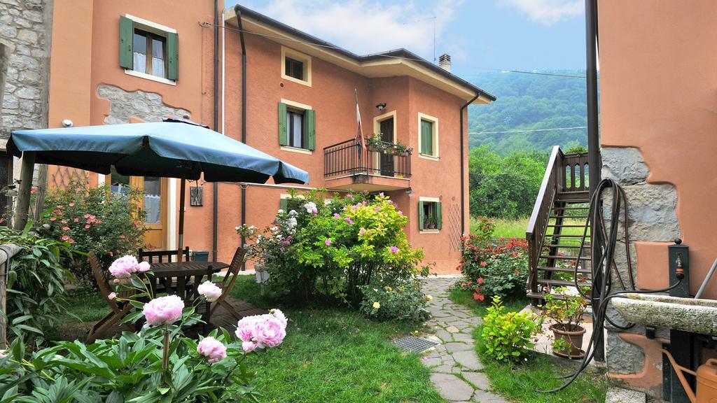 Apartament La Nicchia Tarzo Zewnętrze zdjęcie